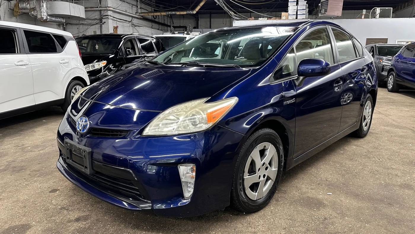 2013 Toyota Prius Two — Sedan — 147,284 mi — Hasbrouk Heights, NJ