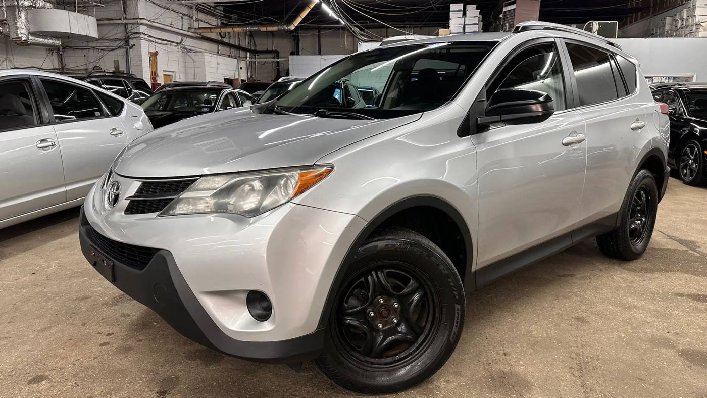 2014 Toyota RAV4 LE — SUV — 130,176 mi — Hasbrouk Heights, NJ