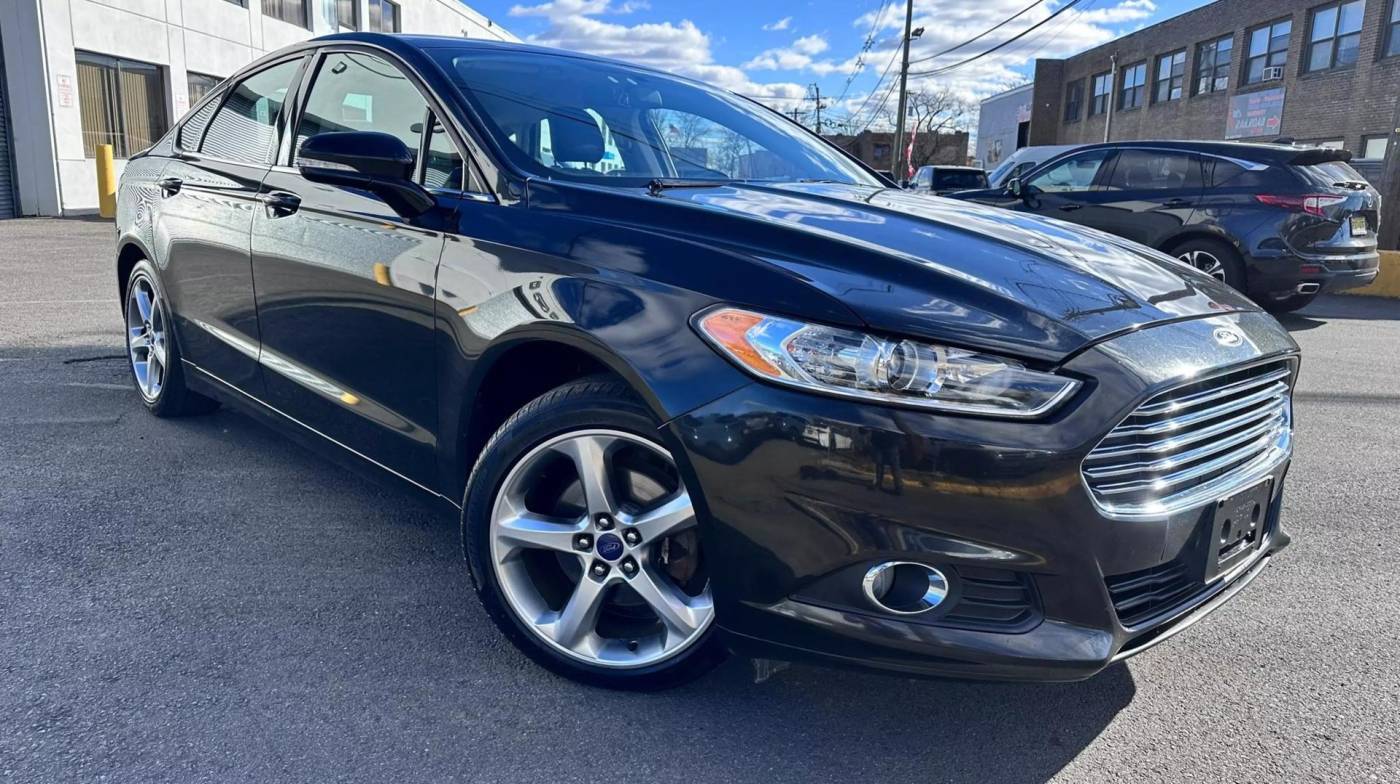2013 Ford Fusion SE — Sedan — 112,830 mi — Hasbrouk Heights, NJ