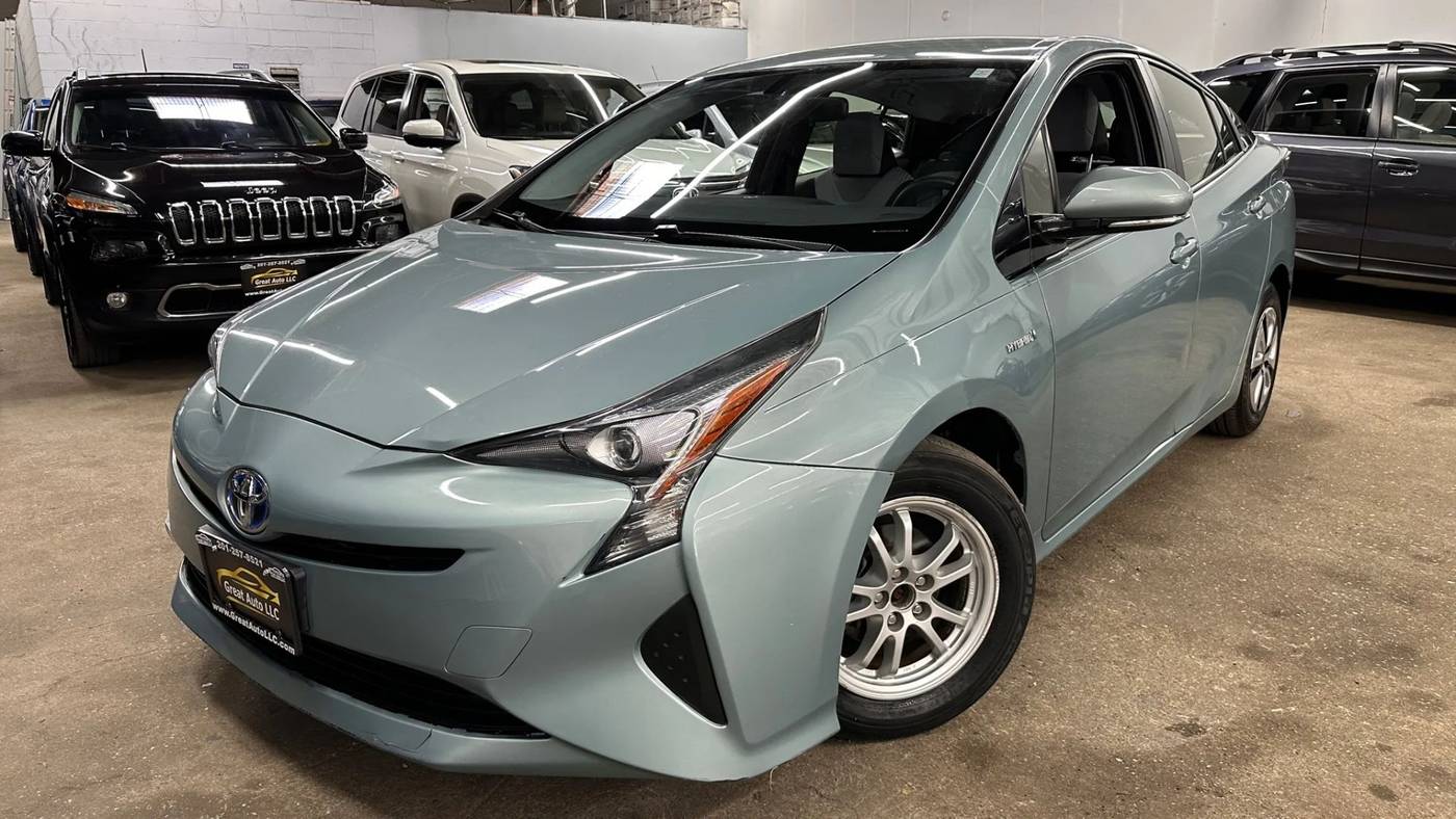 2016 Toyota Prius Two Eco — Hatchback — 116,213 mi — Hasbrouk Heights, NJ
