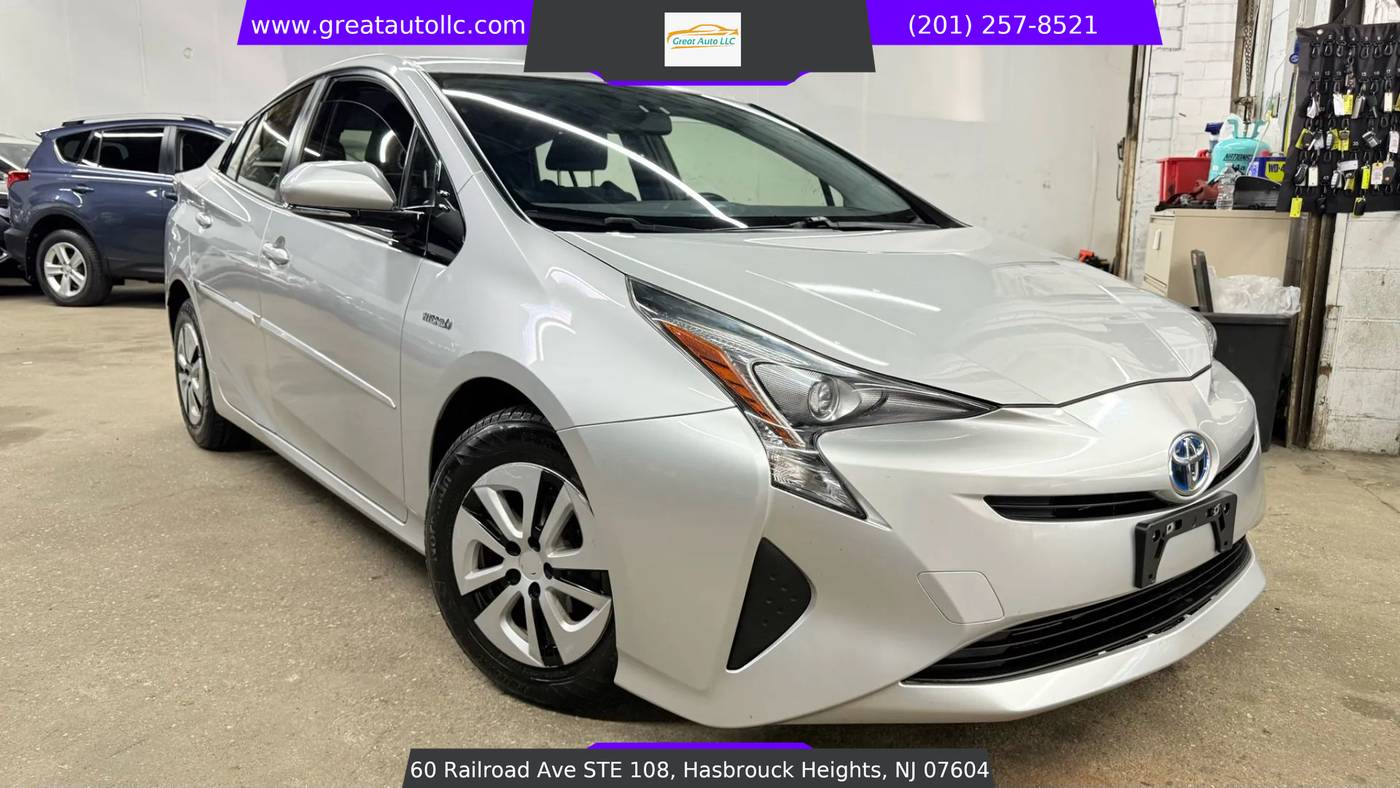 2016 Toyota Prius Three — Hatchback — 141,239 mi — Hasbrouk Heights, NJ