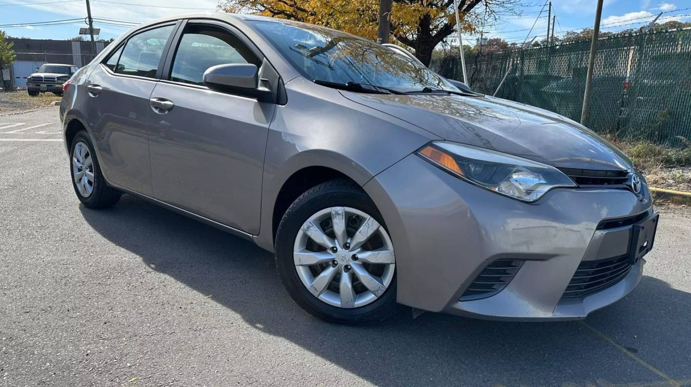 2015 Toyota Corolla LE — Sedan — 150,487 mi — Hasbrouk Heights, NJ
