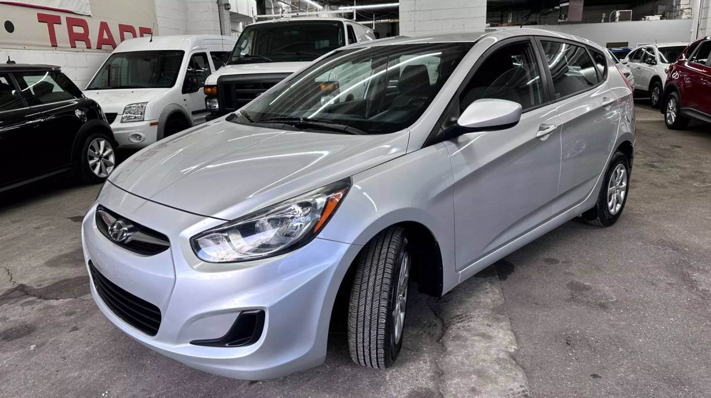 2013 Hyundai Accent GS — Hatchback — 122,354 mi — Hasbrouk Heights, NJ