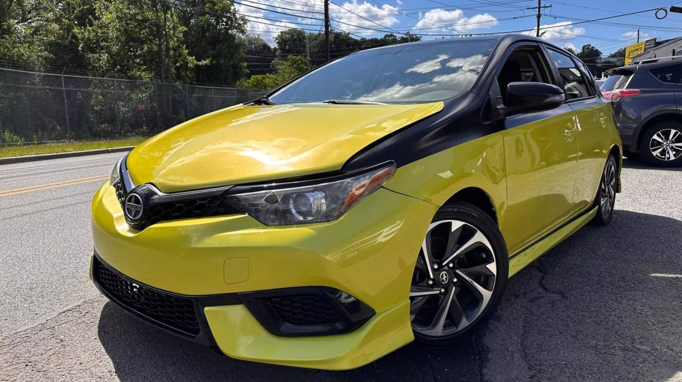 2016 Scion iM Base