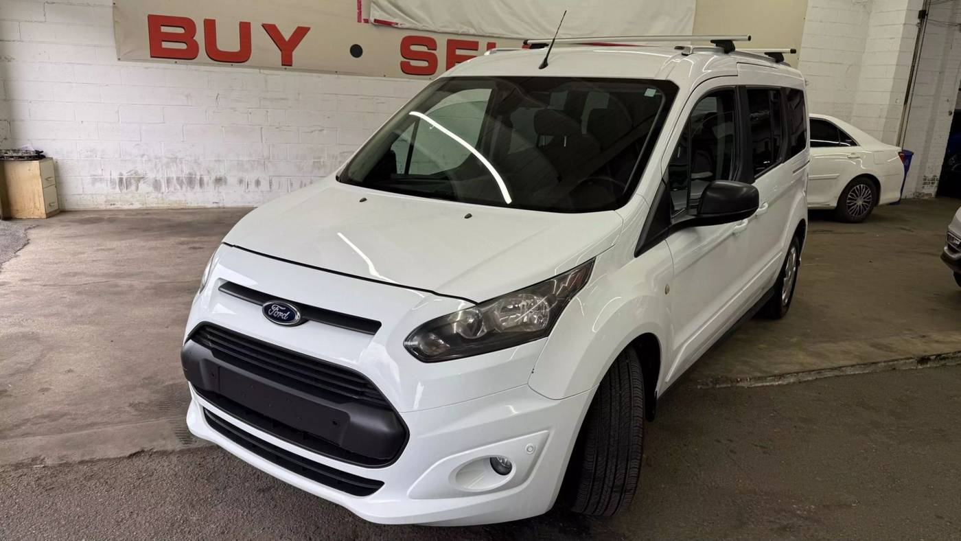 2015 Ford Transit Connect Wagon XLT — Passenger Van — 143,585 mi — Hasbrouk Heights, NJ