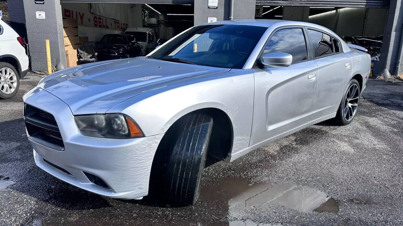 2012 Dodge Charger R/T — Sedan — 146,421 mi — Hasbrouk Heights, NJ