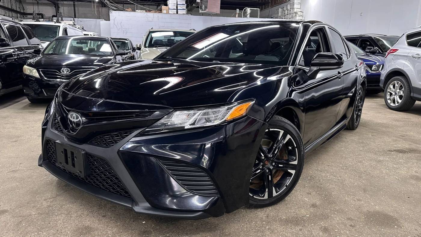 2019 Toyota Camry SE — Sedan — 120,027 mi — Hasbrouk Heights, NJ