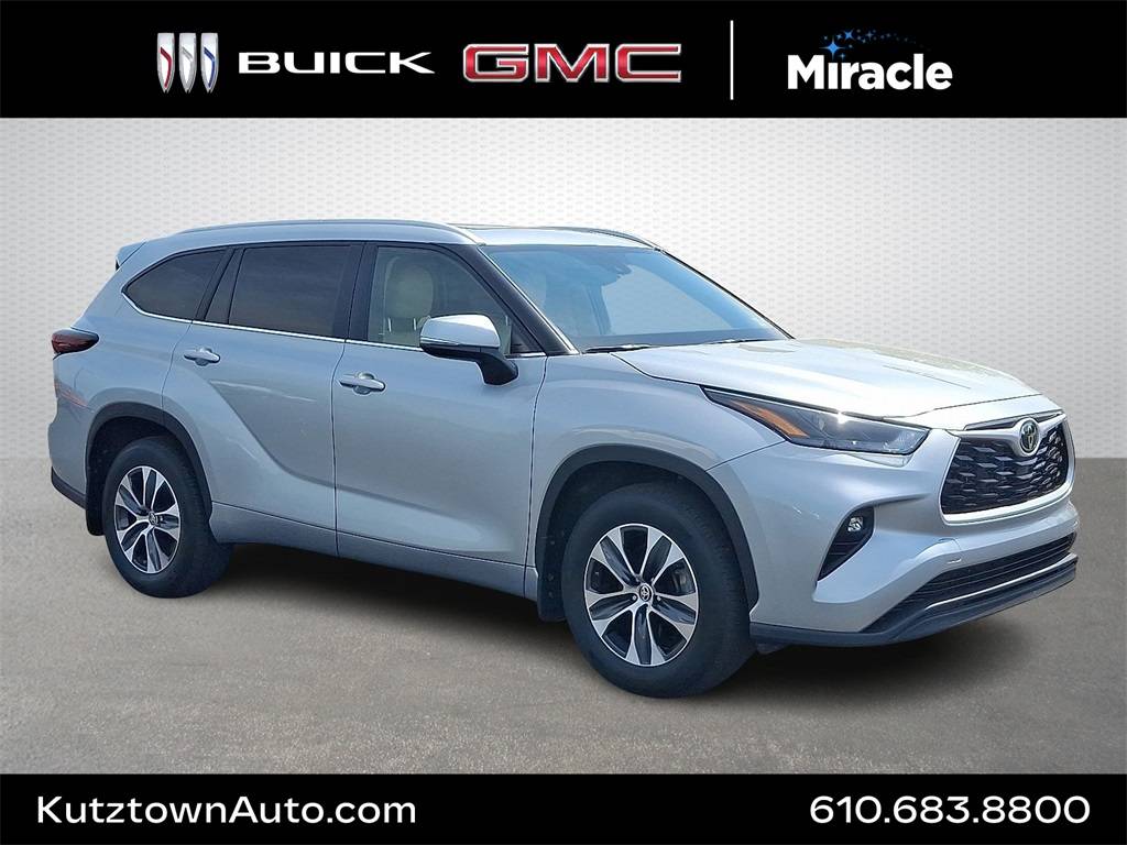 2024 Toyota Highlander XLE — SUV — 8,061 mi — Fleetwood, PA