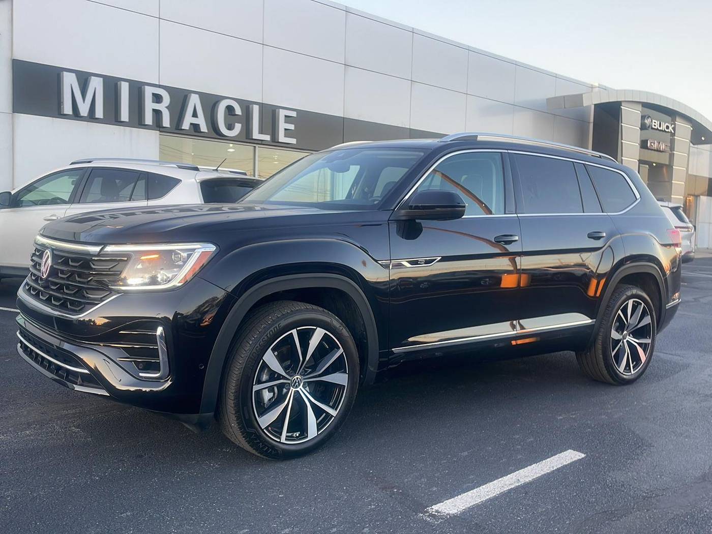 2025 Volkswagen Atlas SEL Premium R-Line — SUV — 5,427 mi — Fleetwood, PA