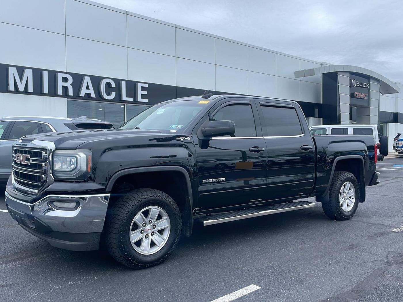 2016 GMC Sierra 1500 SLE — Pickup Truck — 76,542 mi — Fleetwood, PA