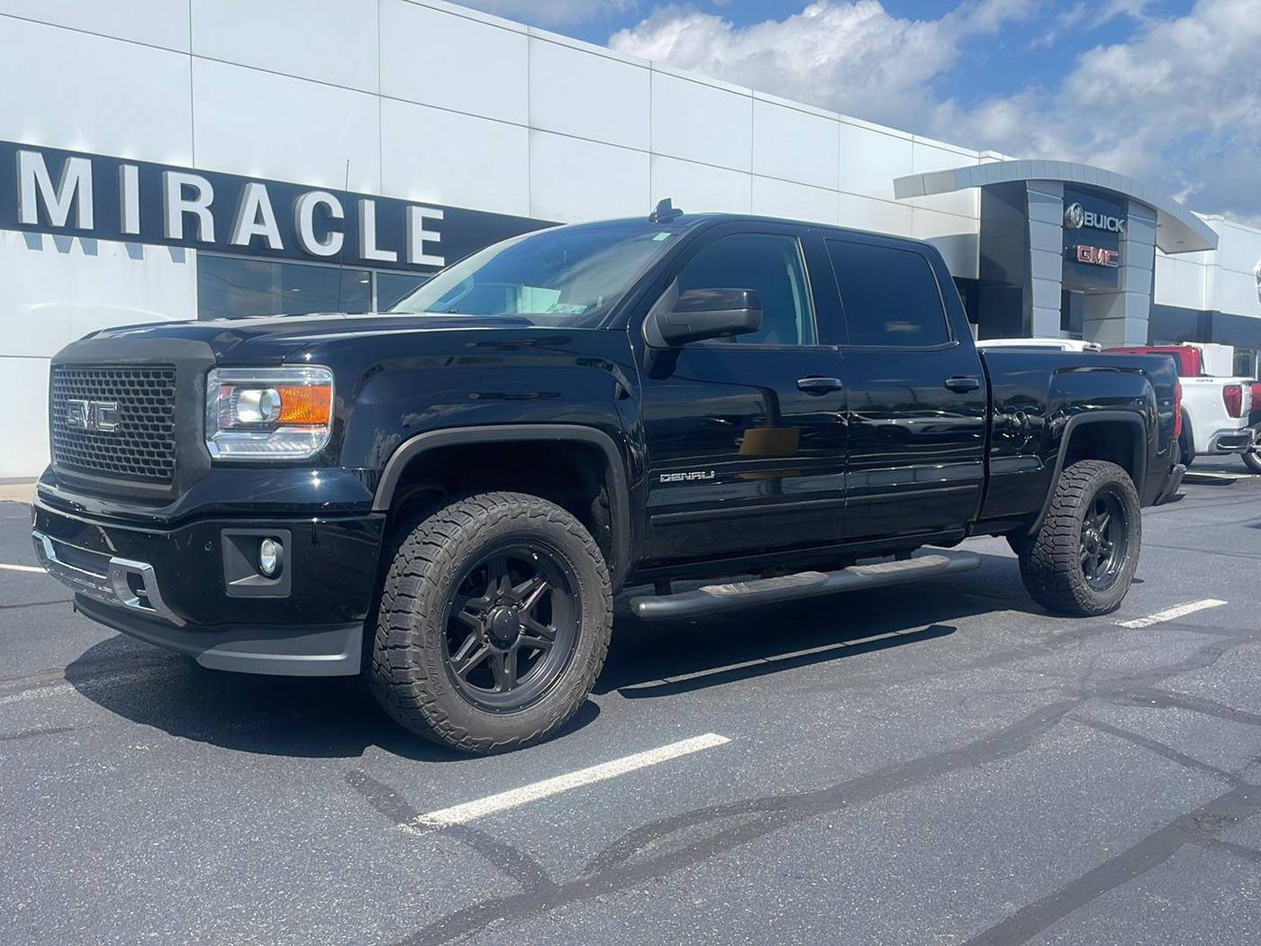 2015 GMC Sierra 1500 Denali — Pickup Truck — 59,117 mi — Fleetwood, PA
