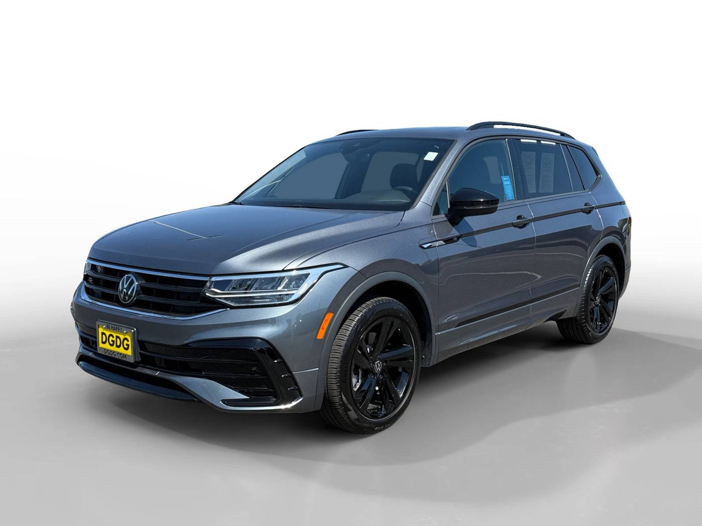 2024 Volkswagen Tiguan SE R-Line Black — SUV — 13,575 mi — Modesto, CA
