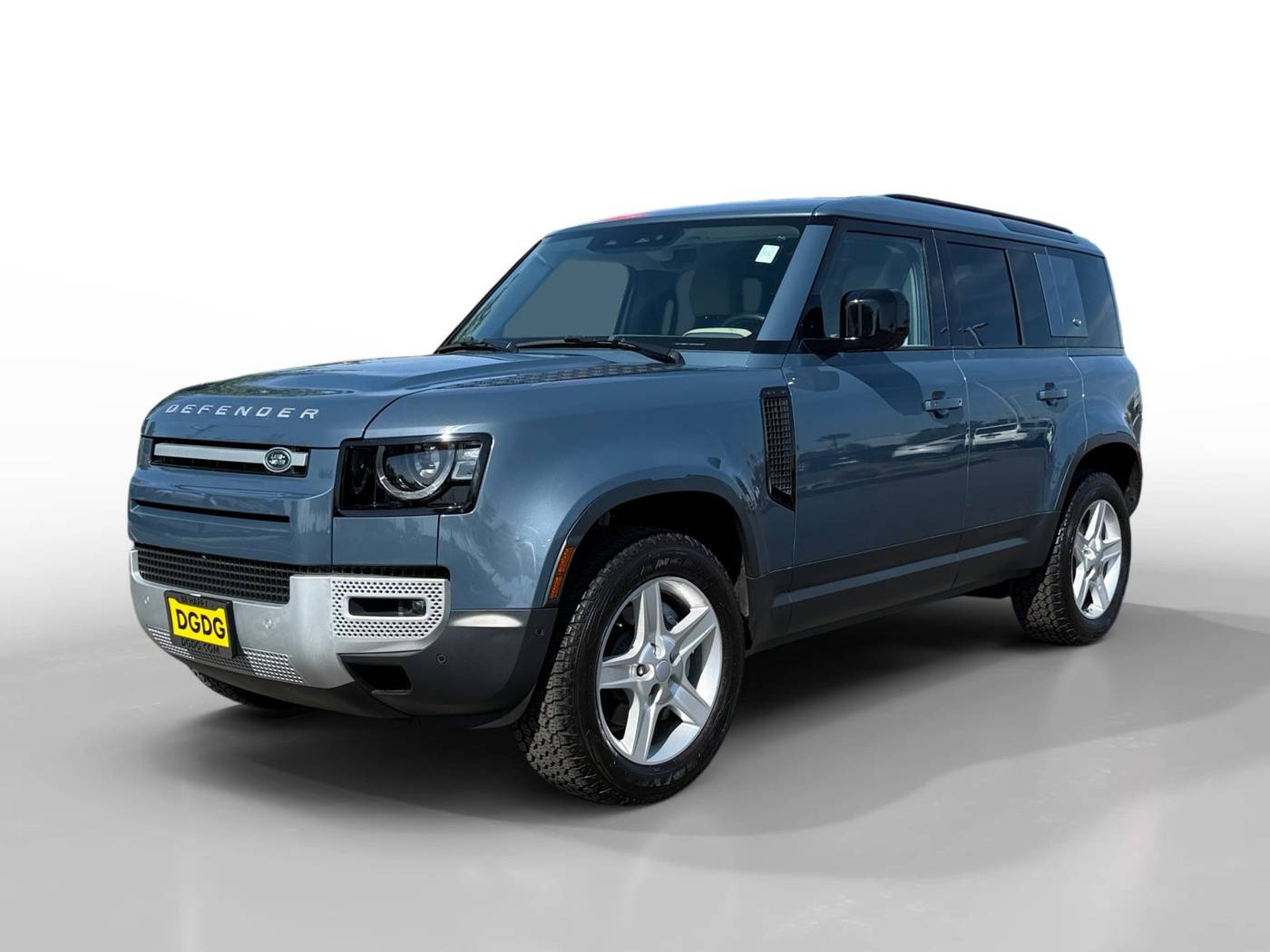2023 Land Rover Defender SE — SUV — 9,604 mi — Modesto, CA