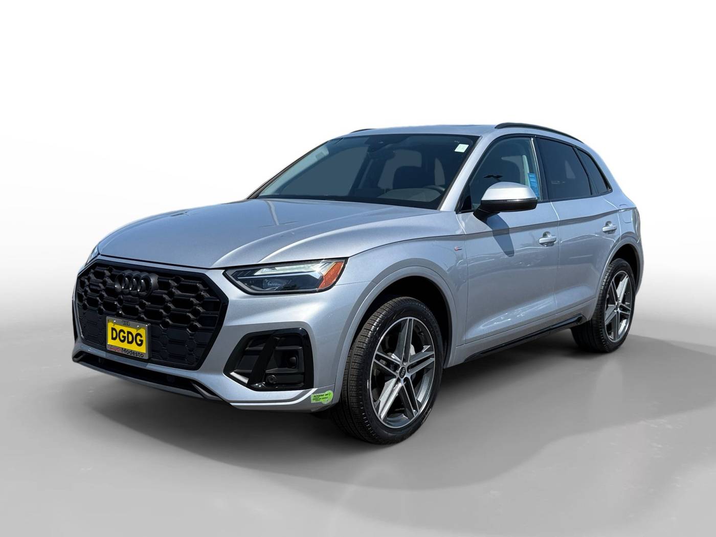 2023 Audi Q5 Plug-In Hybrid e Premium Plus — SUV — 30,935 mi — Modesto, CA