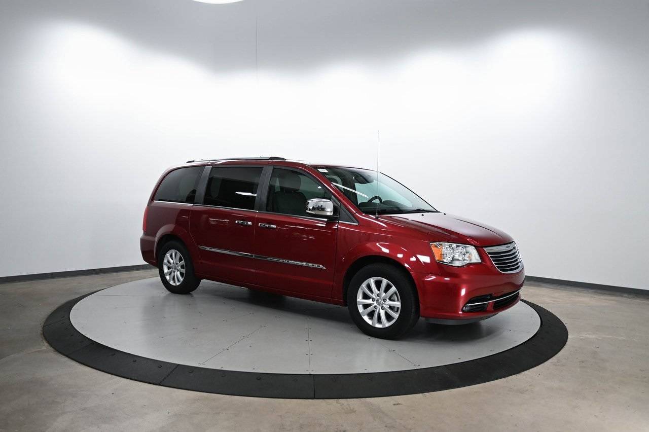 2015 Chrysler Town & Country Limited Platinum — Minivan — 93,479 mi — Cornelius, NC