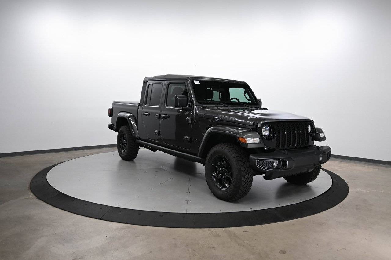 2023 Jeep Gladiator Willys — Pickup Truck — 38,800 mi — Cornelius, NC