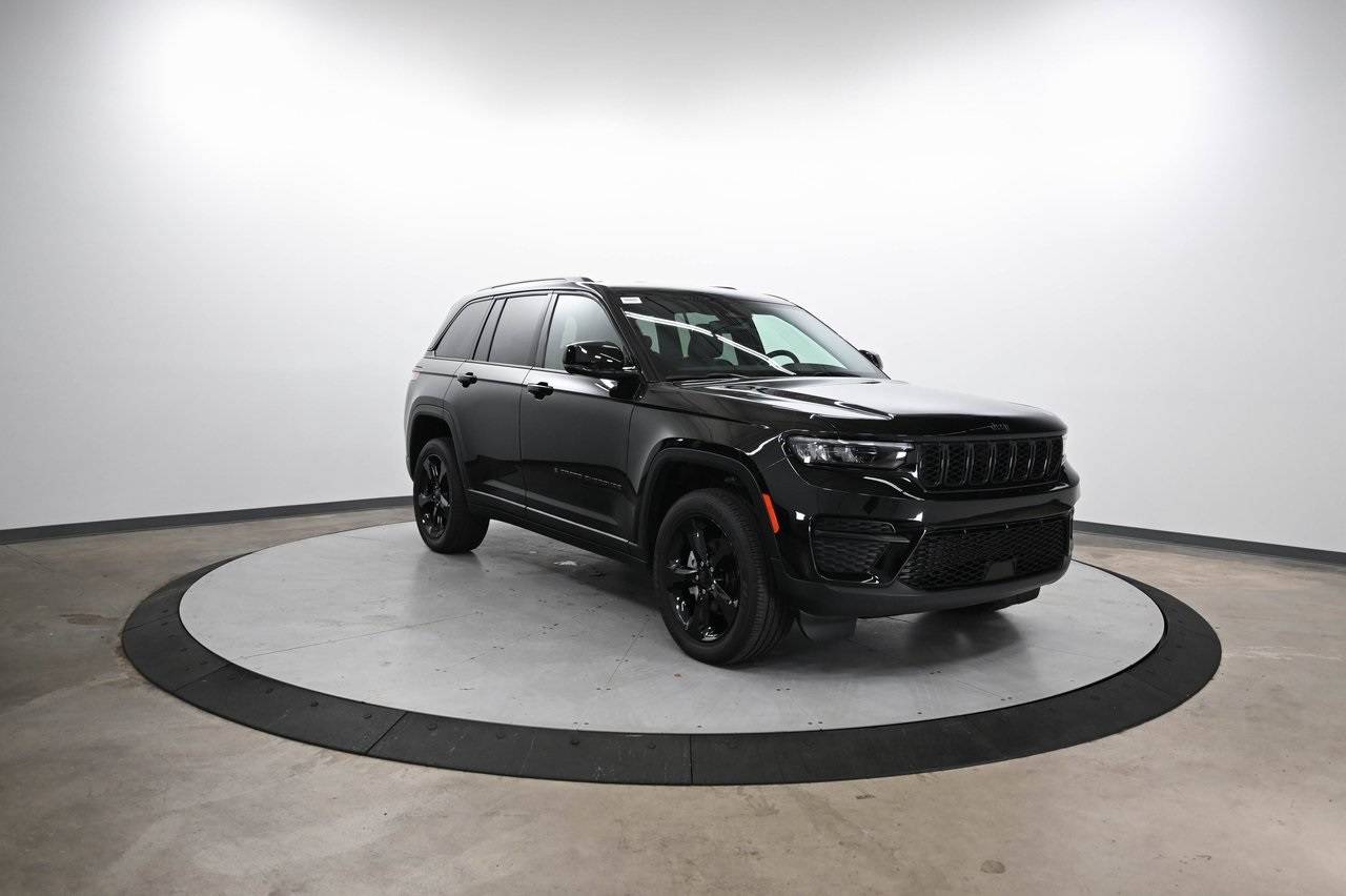 2022 Jeep Grand Cherokee Altitude — SUV — 33,459 mi — Cornelius, NC