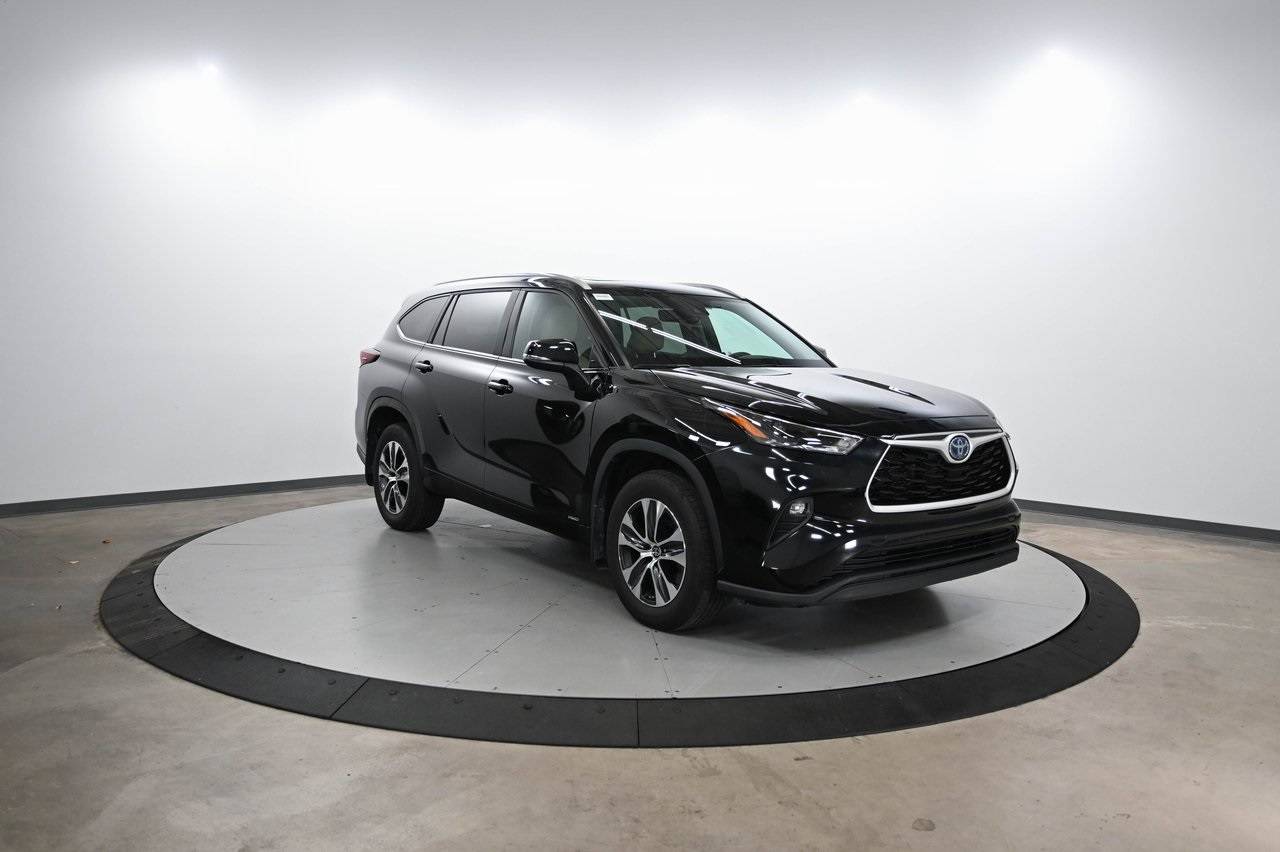 2024 Toyota Highlander Hybrid XLE — SUV — 37,369 mi — Cornelius, NC