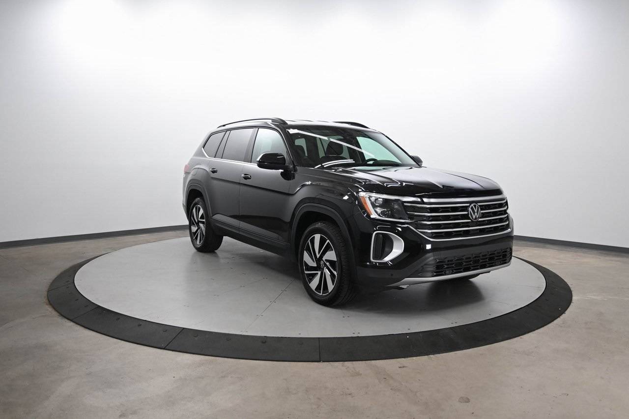 2024 Volkswagen Atlas SE with Technology — SUV — 47,026 mi — Cornelius, NC