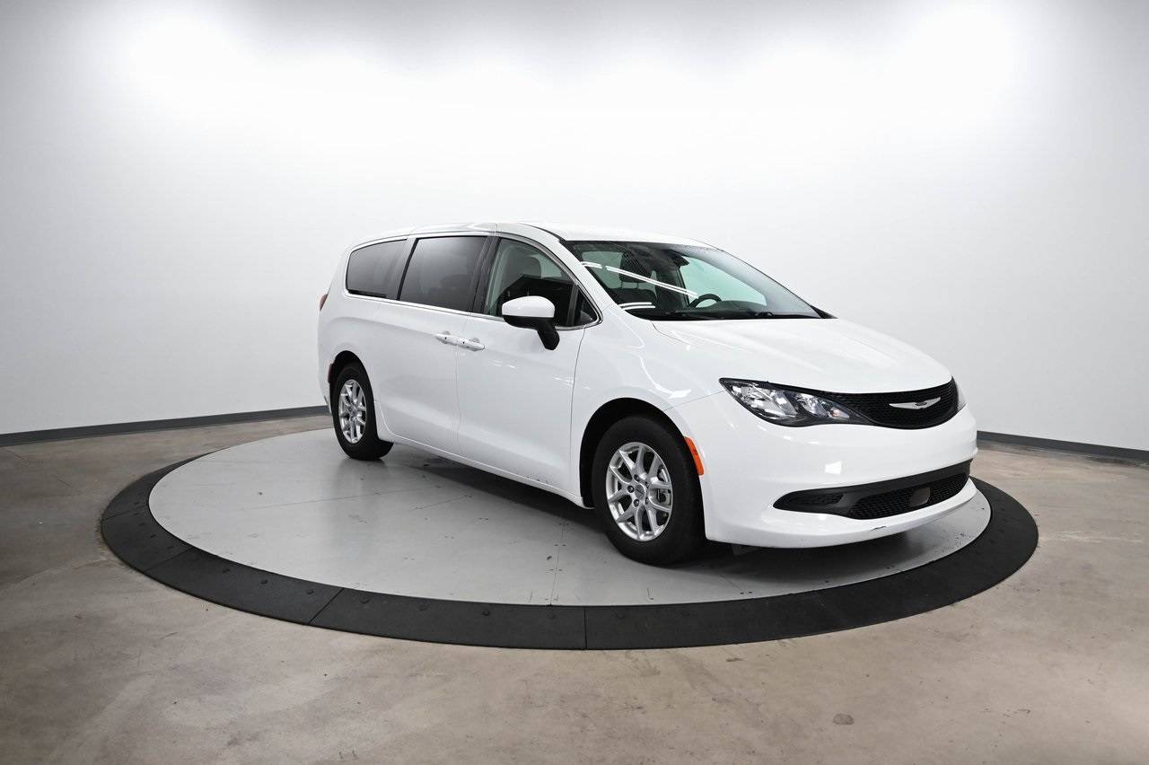 2023 Chrysler Voyager LX — Minivan — 61,430 mi — Cornelius, NC