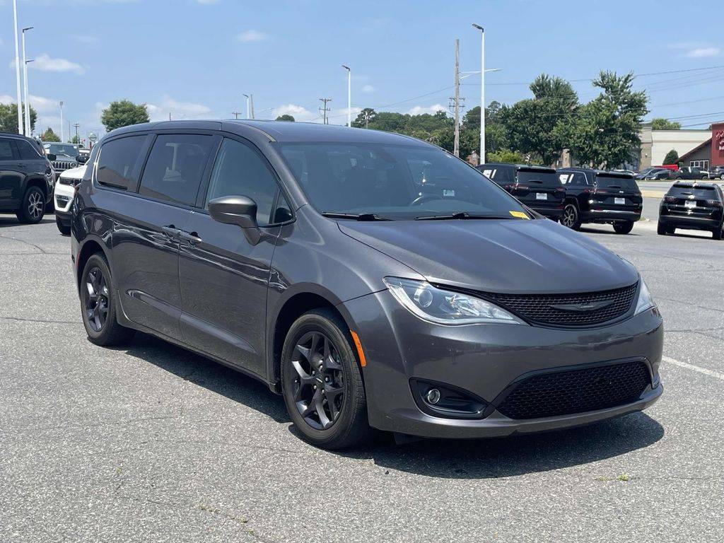 2020 Chrysler Pacifica Touring — Minivan — 79,456 mi — Gastonia, NC