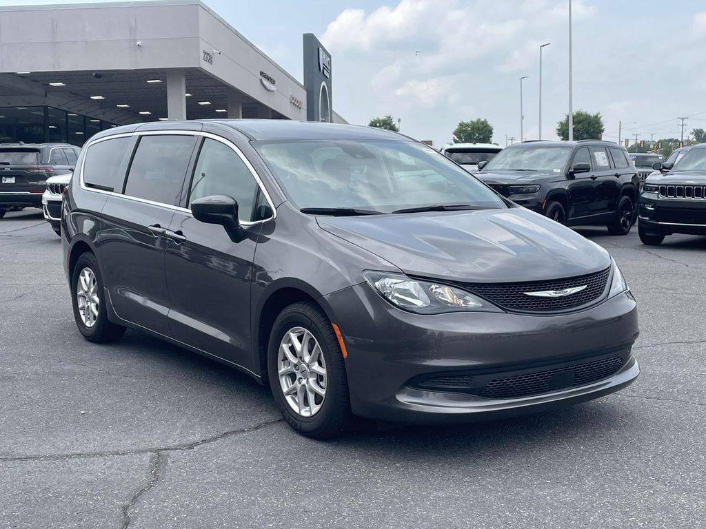 2023 Chrysler Voyager LX — Minivan — 60,383 mi — Gastonia, NC