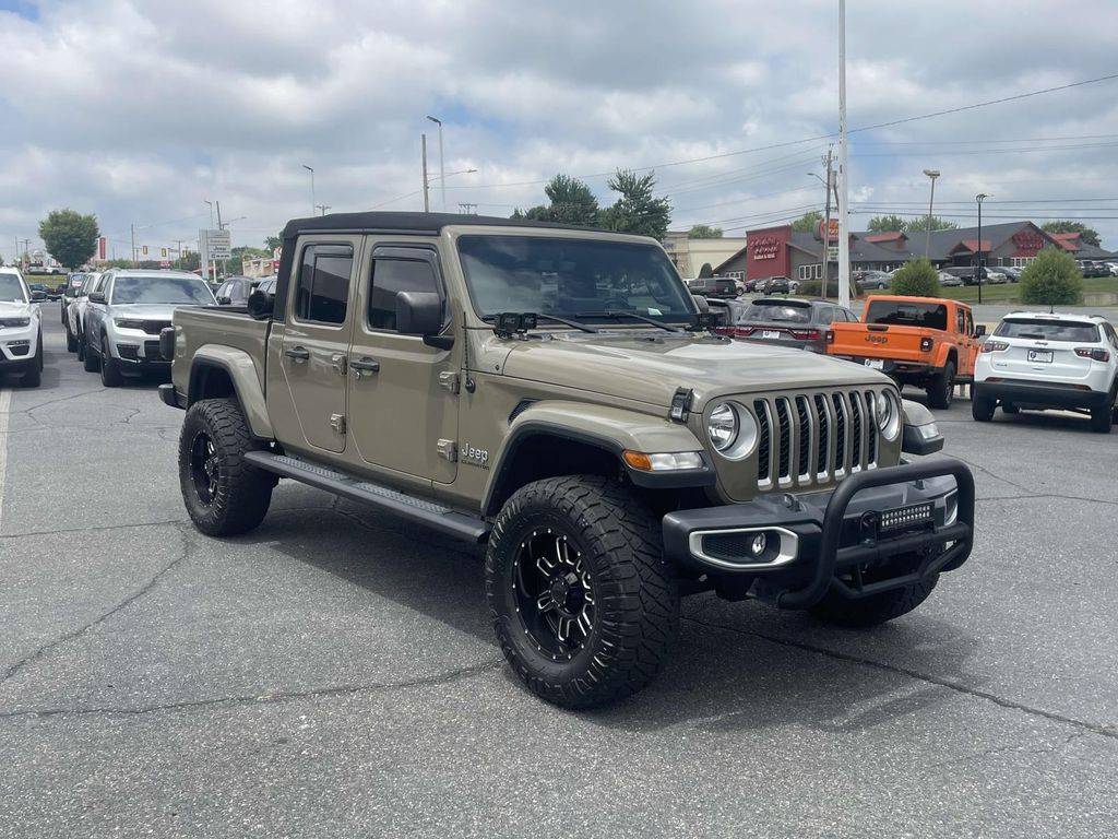 2020 Jeep Gladiator Overland — Pickup Truck — 31,110 mi — Gastonia, NC