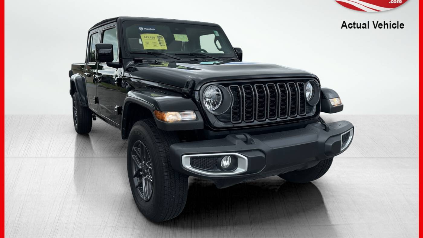2024 Jeep Gladiator Sport S — Pickup Truck — 2,318 mi — Hagerstown, MD