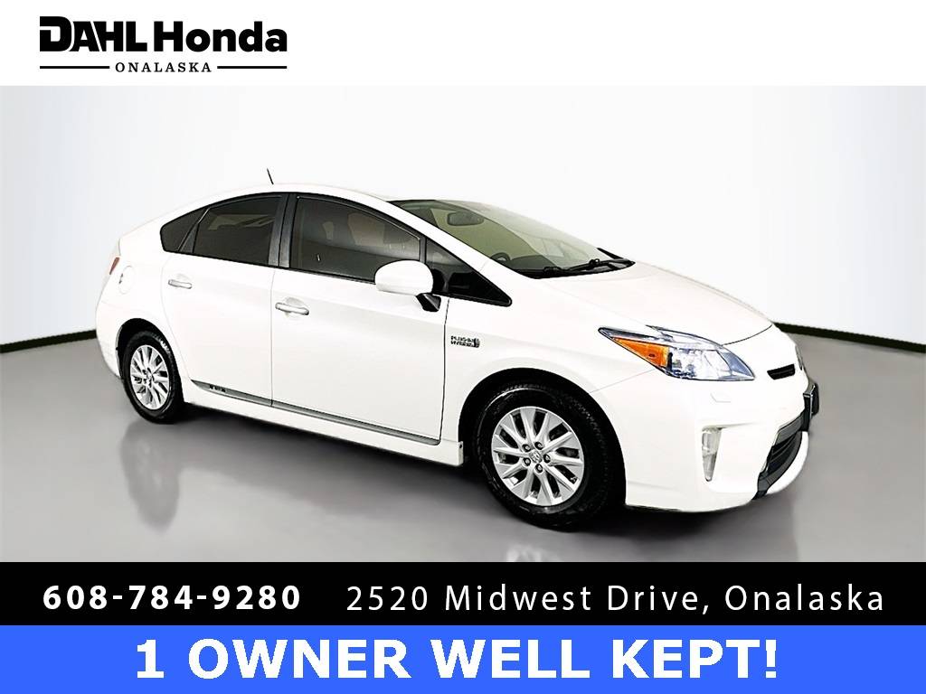 2012 Toyota Prius Advanced — Hatchback — 116,981 mi — Onalaska, WI