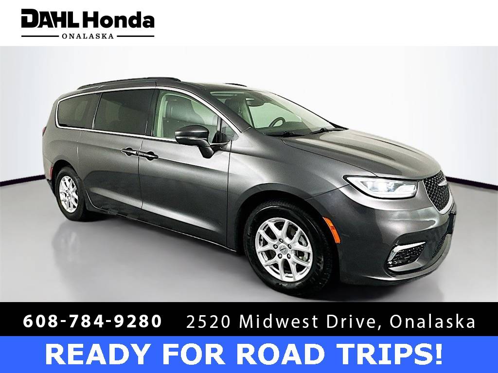 2022 Chrysler Pacifica Touring L — Minivan — 74,222 mi — Onalaska, WI