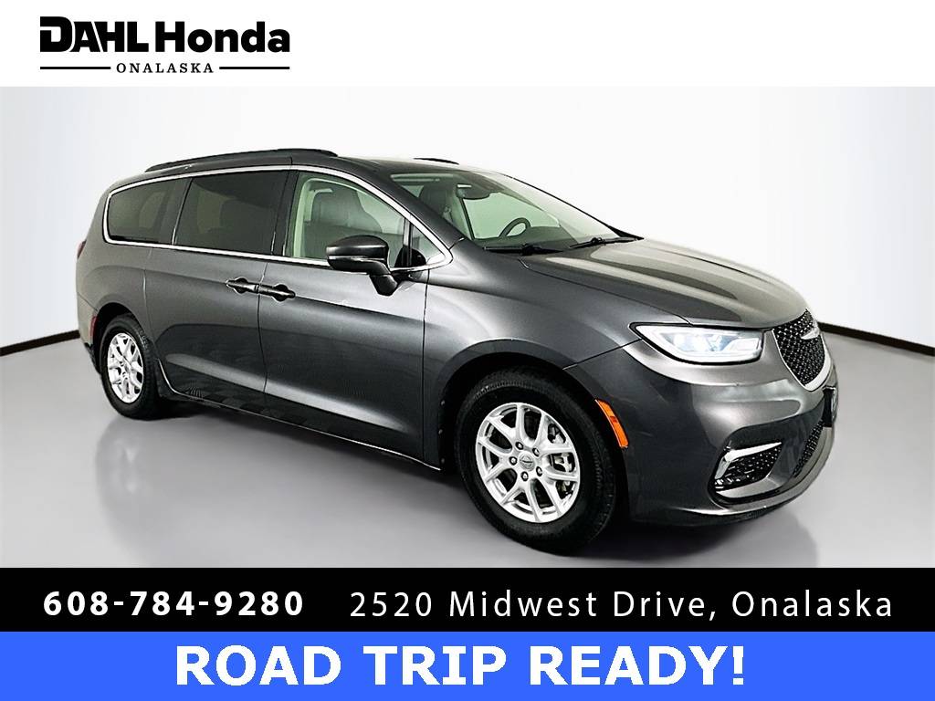 2022 Chrysler Pacifica Touring L — Minivan — 71,531 mi — Onalaska, WI