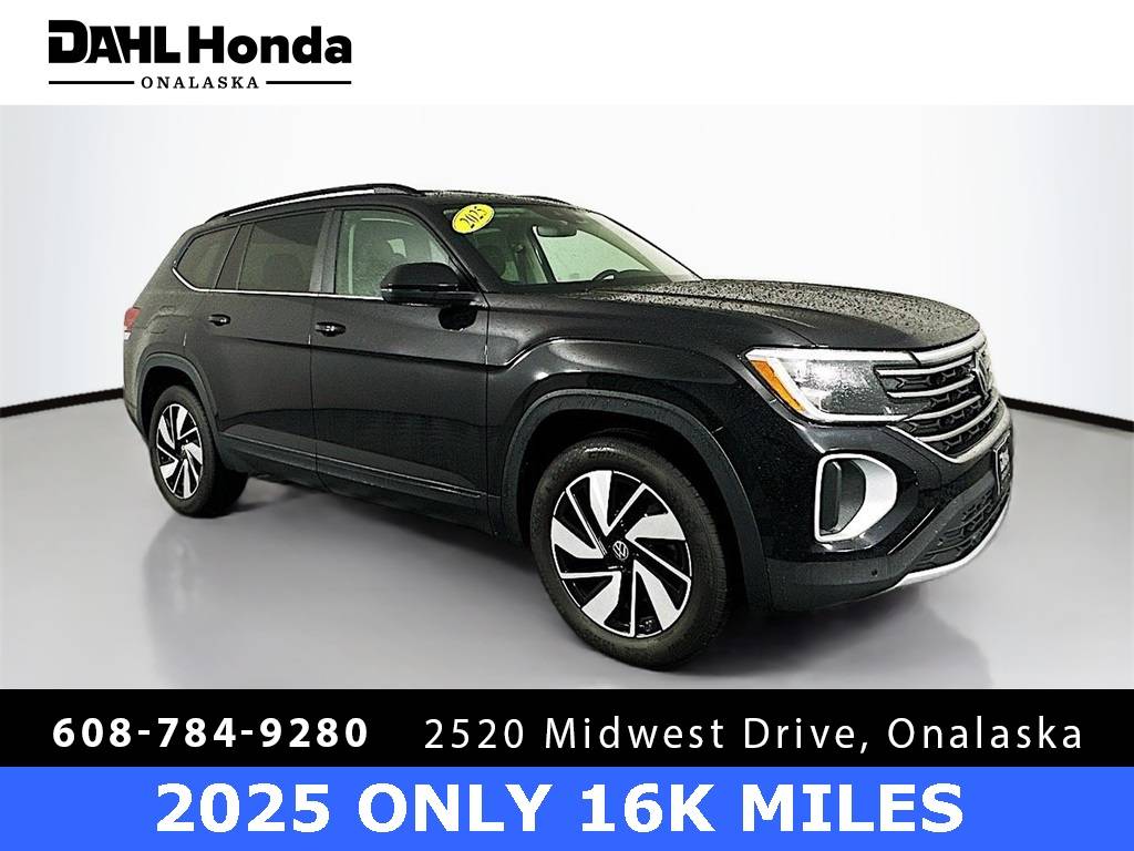 2025 Volkswagen Atlas SE with Technology — SUV — 16,019 mi — Onalaska, WI