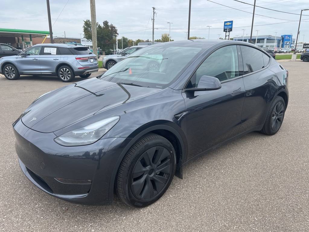 2024 Tesla Model Y Long Range — SUV — 15,797 mi — Grand Rapids, MI