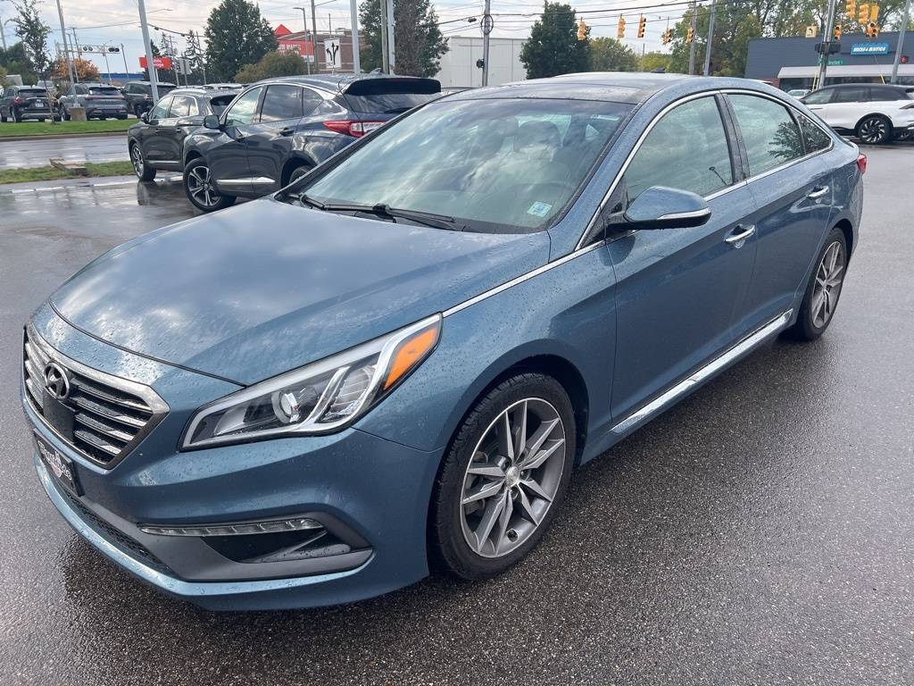 2015 Hyundai Sonata Sport 2.0T — Sedan — 101,447 mi — Grand Rapids, MI
