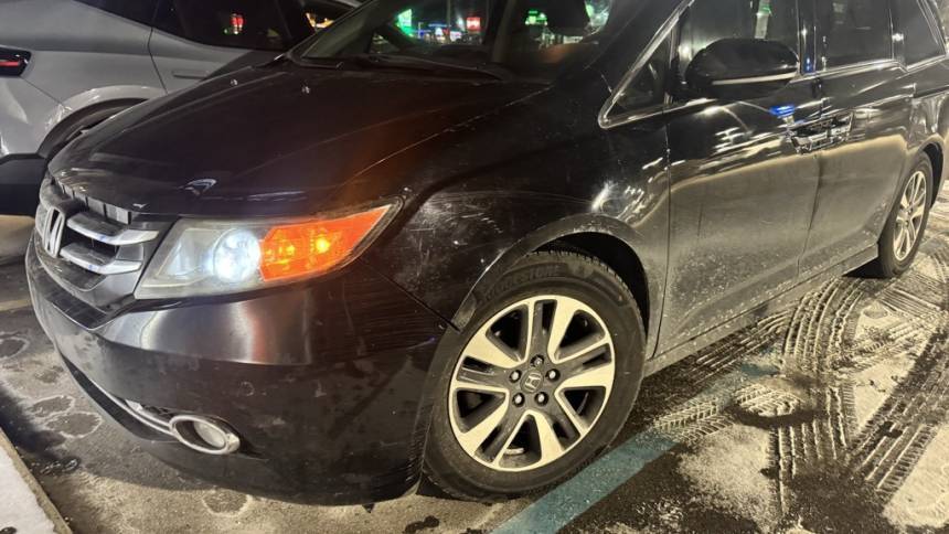 2014 Honda Odyssey Touring — Minivan — 109,560 mi — Grand Rapids, MI