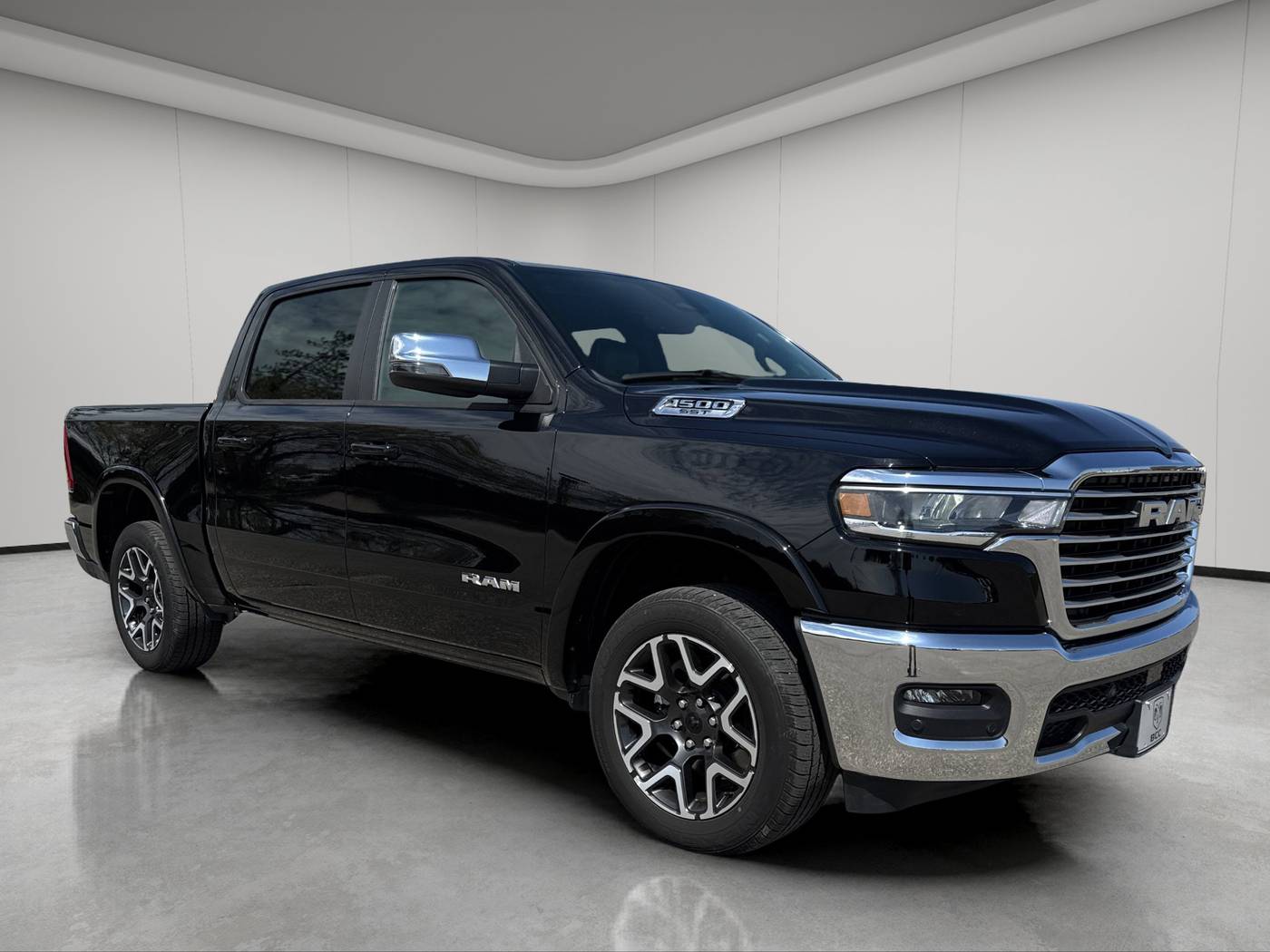 2025 Ram 1500 Laramie — Pickup Truck — 23,918 mi — Bemidji, MN