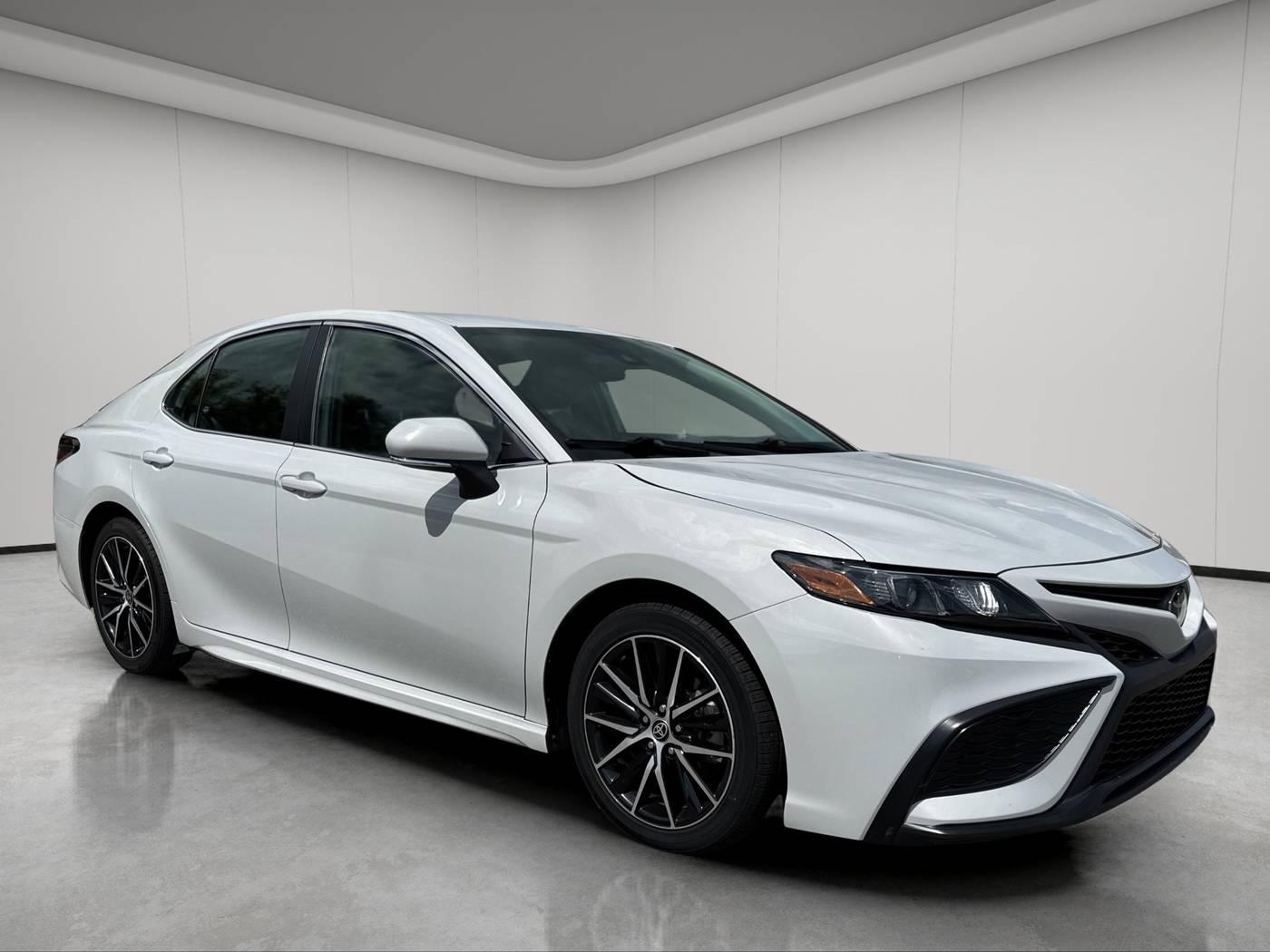 2023 Toyota Camry SE — Sedan — 49,169 mi — Bemidji, MN