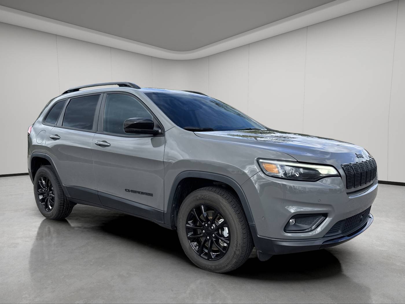 2023 Jeep Cherokee Altitude Lux — SUV — 70,556 mi — Bemidji, MN