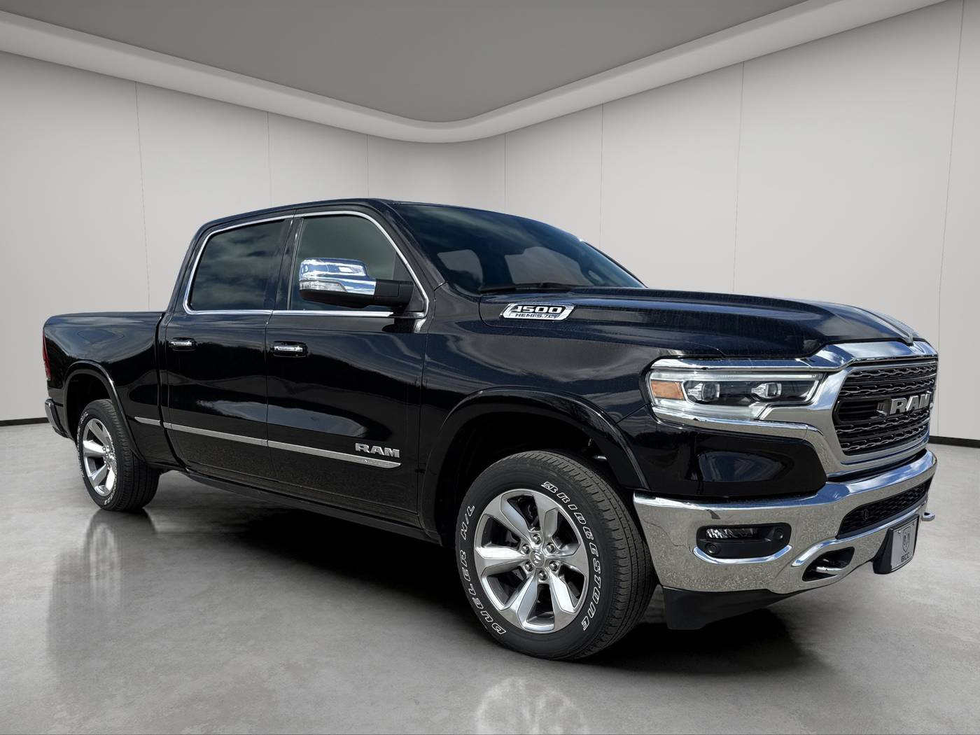 2022 Ram 1500 Limited — Pickup Truck — 43,993 mi — Bemidji, MN