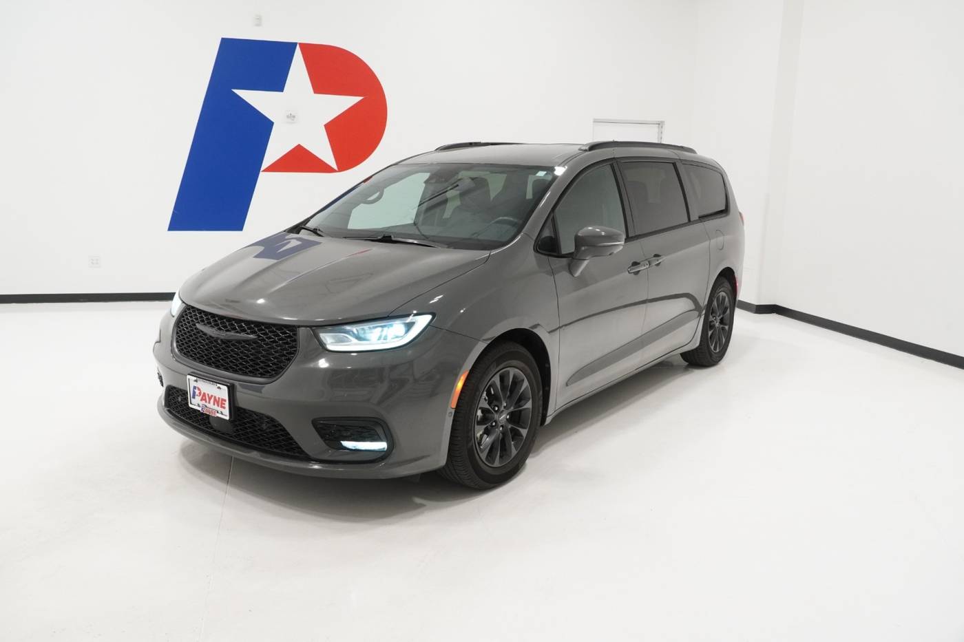 2021 Chrysler Pacifica Touring L — Minivan — 58,769 mi — Edinburg, TX