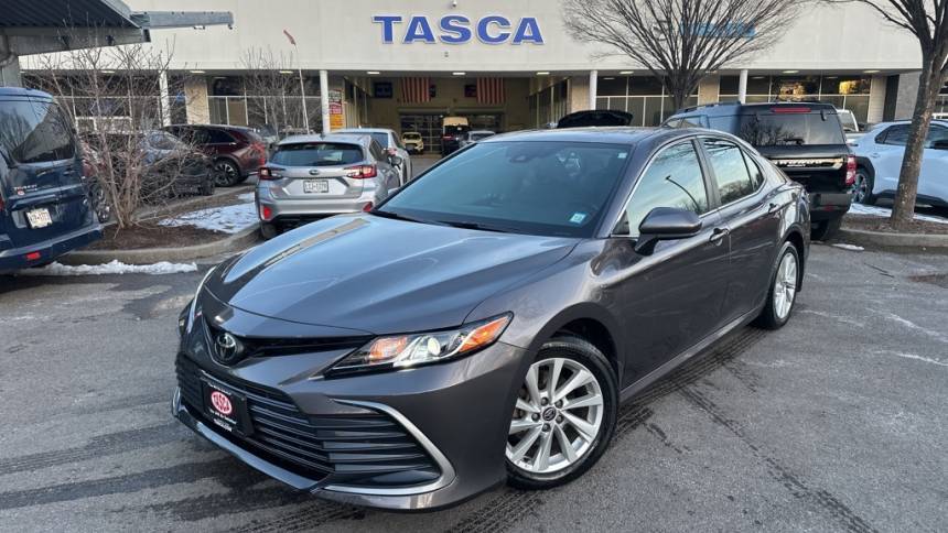 2022 Toyota Camry LE — Sedan — 28,339 mi — Yonkers, NY