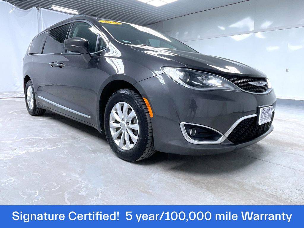 2019 Chrysler Pacifica Touring L — Minivan — 134,841 mi — Swanzey, NH