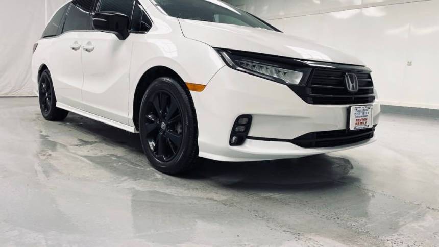 2023 Honda Odyssey Sport — Minivan — 15,111 mi — Swanzey, NH