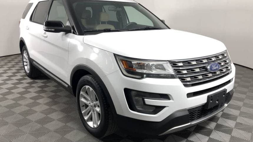 2017 Ford Explorer XLT — SUV — 49,328 mi — Shelbyville, IN
