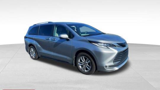 2021 Toyota Sienna Limited — Minivan — 57,981 mi — Myrtle Beach, SC