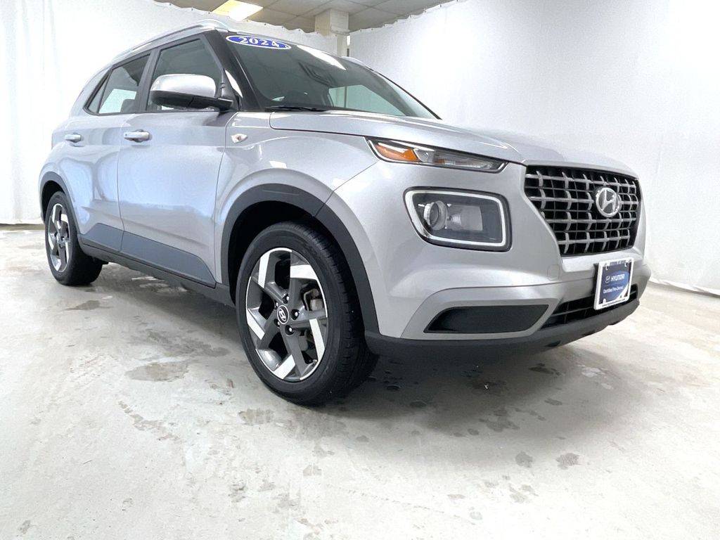 2024 Hyundai Venue SEL — SUV — 18,377 mi — Keene, NH