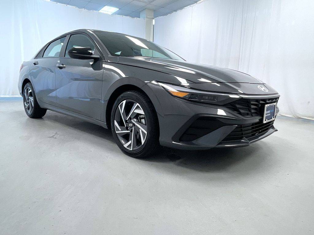 2025 Hyundai Elantra SEL Sport — Sedan — 3,003 mi — Keene, NH
