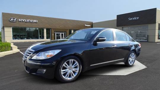 2010 Hyundai Genesis 4.6 — Sedan — 152,310 mi — Middletown, RI
