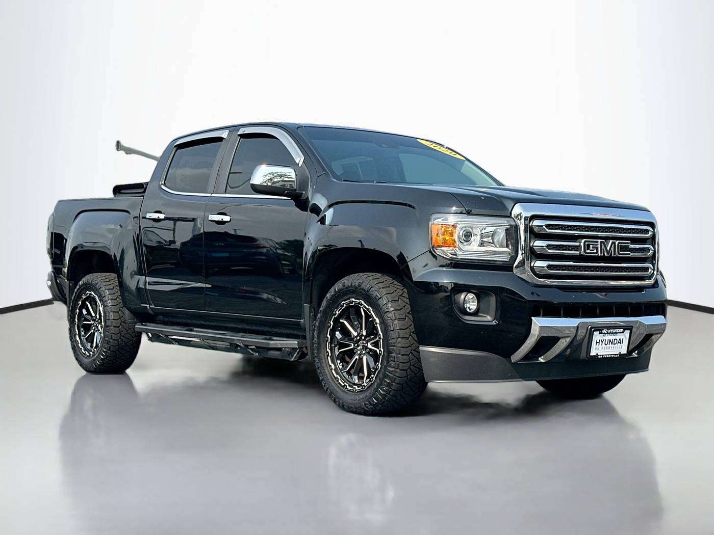 2020 GMC Canyon SLT — Pickup Truck — 122,759 mi — Rockford, IL