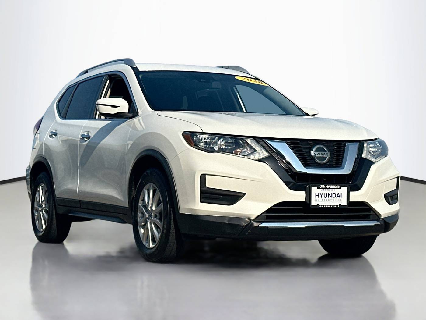 2020 Nissan Rogue SV — SUV — 72,997 mi — Rockford, IL